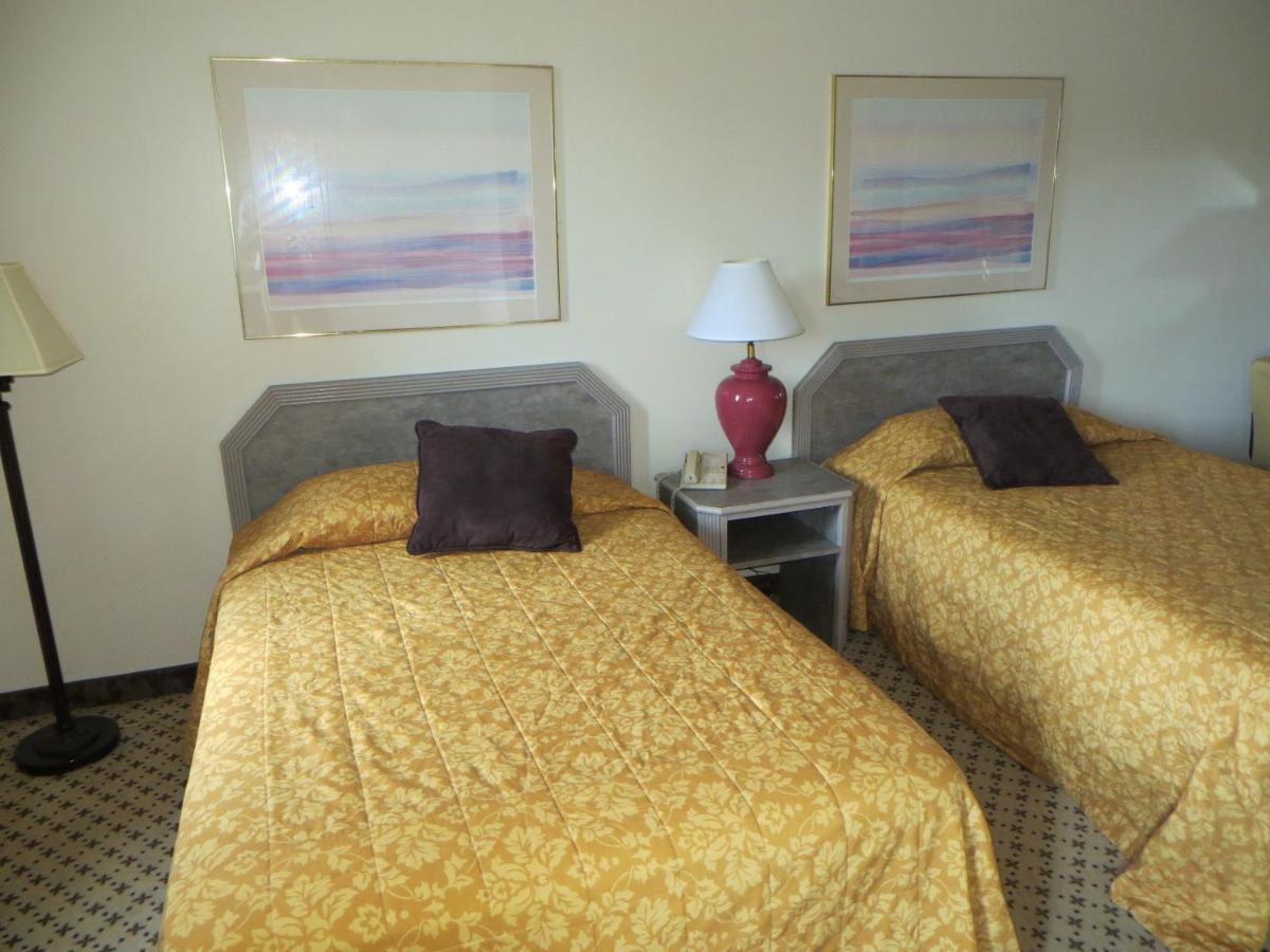 Amber Inn شيكاغو الغرفة الصورة